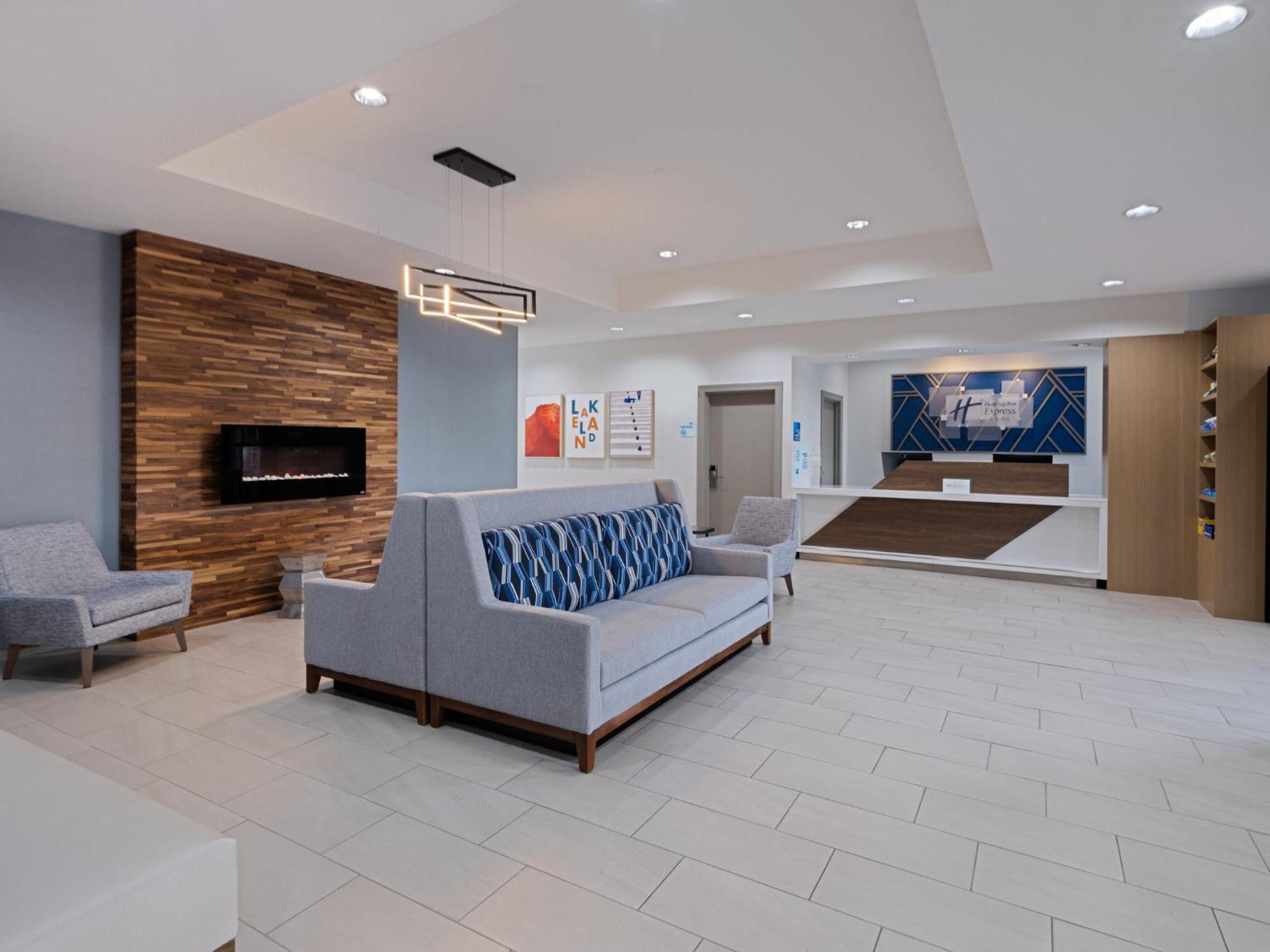 Holiday Inn Express & Suites Lakeland North I-4 By Ihg Exteriér fotografie